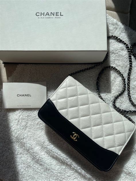 chanel wallet on a chain diagonal|Chanel wallet on chain gabrielle.